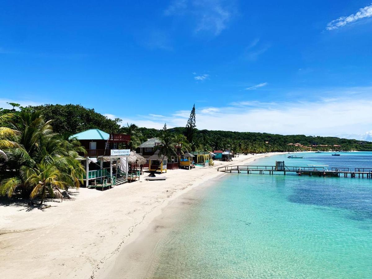 Fosters West Bay Resort 외부 사진