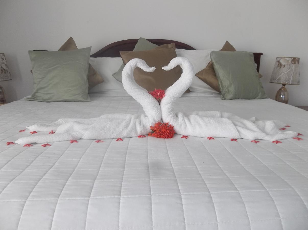 Fosters West Bay Resort 외부 사진
